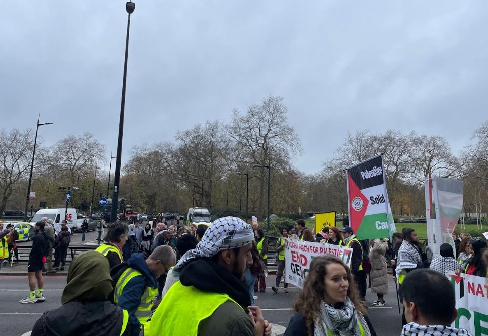 مظاهرة في بريطانيا تطالب بوقف الإبادة الجماعية في غزة