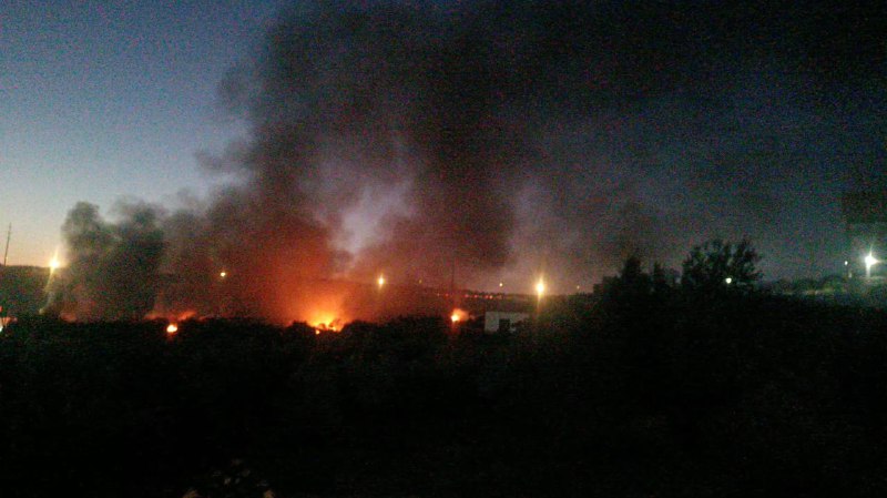 صهاينة يحرقون منزلاً وسيارات في هجوم جديد على نابلس