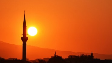 الأمل واليقين في نصر الله تعالى