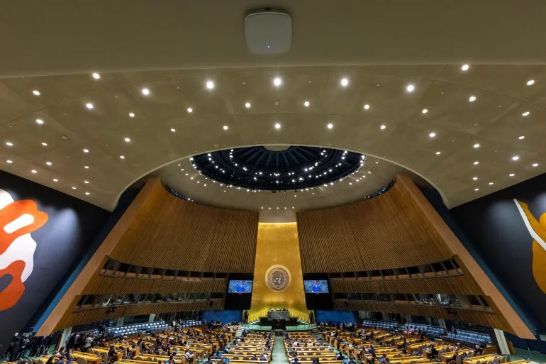 حماس تدعو لإلزام الاحتلال بقرار الأمم المتحدة وقف حرب الإبادة في غزة