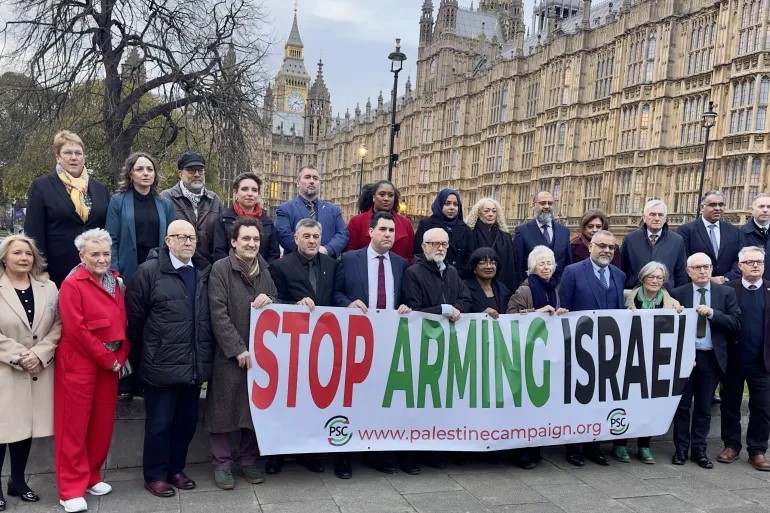 25 نائبا بريطانيا يطالبون بوقف تزويد الاحتلال الصهيوني بالسلاح