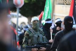 حماس: مقاومة الضفة تواصل درب التحرير رغم استمرار العدوان الصهيوني