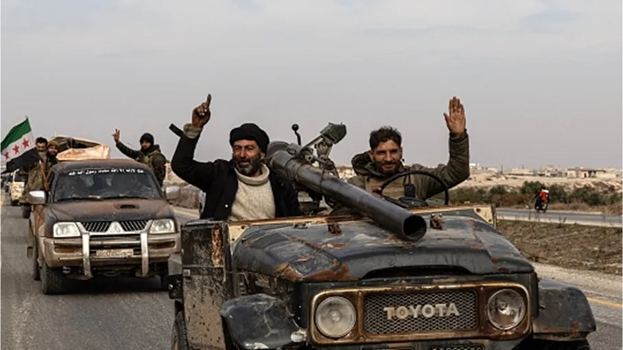 القيادة السورية الجديدة تتعهد بملاحقة فلول الأسد.. حملة أمنية في الساحل