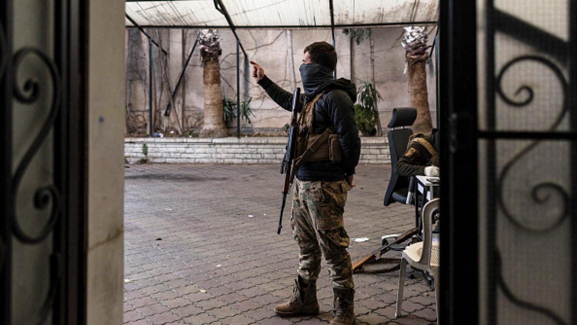 حملة اعتقالات بحمص ضد فلول النظام المخلوع في سورية