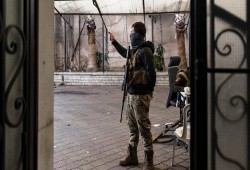 حملة اعتقالات بحمص ضد فلول النظام المخلوع في سورية