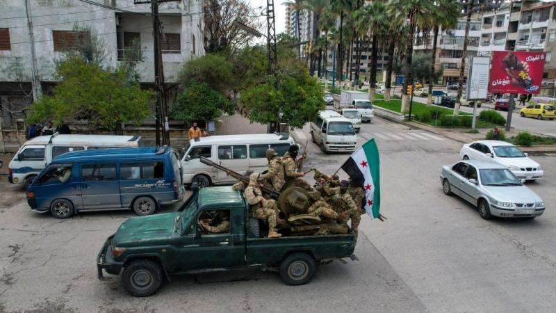 الداخلية السورية تواصل ملاحقة فلول بشار وإعادة الجيش لدوره الأساسي