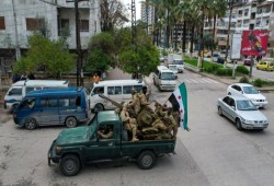 الداخلية السورية تواصل ملاحقة فلول بشار وإعادة الجيش لدوره الأساسي