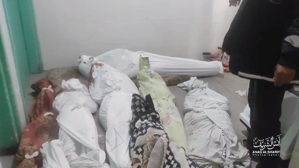 مجزرة مروعة بعد قصف الاحتلال مربعًا سكنيًا غرب غزة
