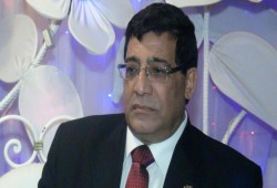 نيابة الانقلاب تجدد حبس الخبير الاقتصادي عبد الخالق فاروق