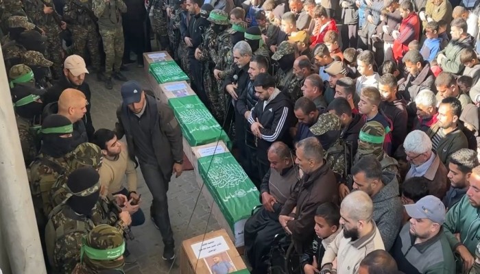 القسام تشيع 5 من قادتها الشهداء في جباليا