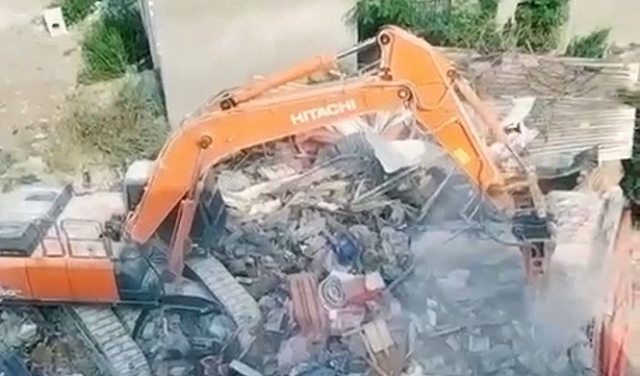 جرافات الاحتلال تهدم منازل في أريحا وبيت لحم وأراضي 48