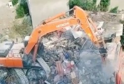 جرافات الاحتلال تهدم منازل في أريحا وبيت لحم وأراضي 48