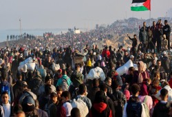 لليوم الثالث.. تواصل عودة النازحين إلى شمال وادي غزة