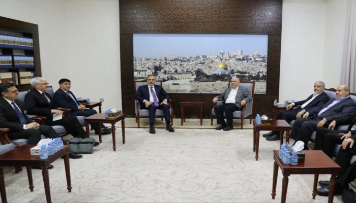حماس تبحث مع وزير الخارجية التركي تطورات اتفاق غزة
