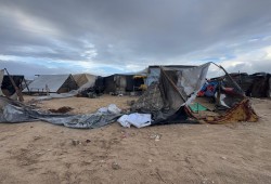 رفح تطالب بتوفير 40 ألف خيمة ووحدة إيواء عاجلة لسكان المدينة المنكوبة