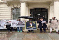 وقفات في عواصم ومدن أوروبية وأمريكية تضامناً مع عبد الرحمن القرضاوي