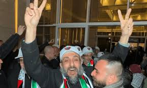 الأسير المحرر أحمد أبو خضر.. القائد السنوار وعدنا بالحرية وصدق