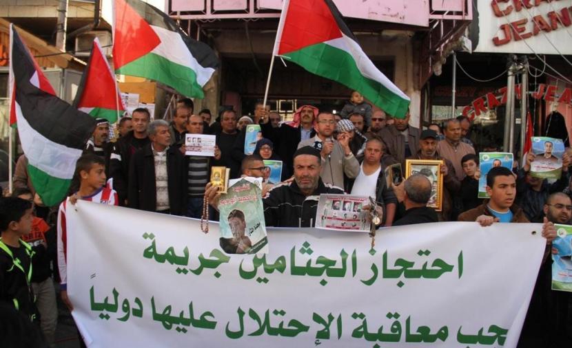 الاحتلال يحتجز 665 جثمانا لشهداء في مقابر الأرقام