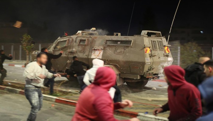 اشتعال المواجهات بالضفة والمقاومة تهاجم الاحتلال في نابلس