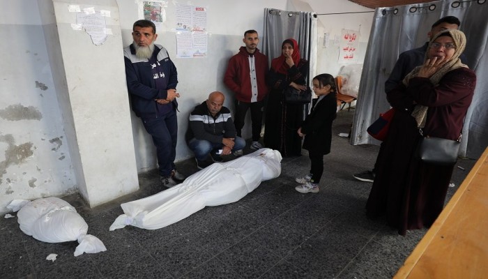 4 شهداء منهم 3 أشقاء بغارتين للاحتلال على رفح ومخيم البريج