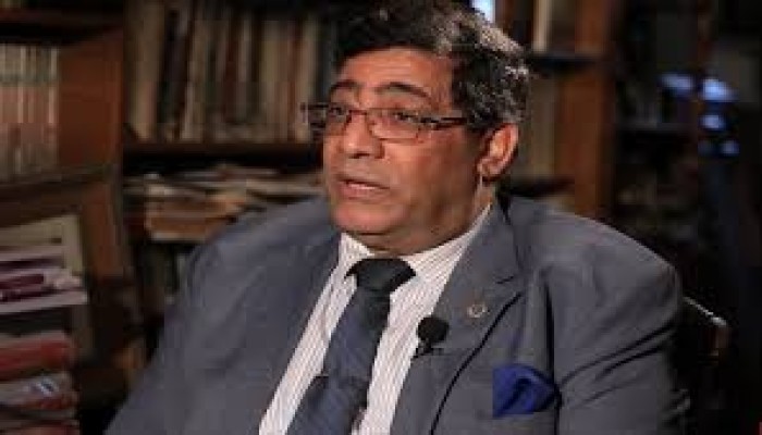 قضاء الانقلاب يجدد حبس الباحث الدكتور عبد الخالق فاروق 45يوما