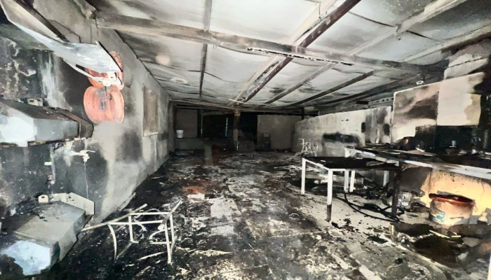 إرهابيون صهاينة يحرقون 3 منازل ومركبتين في خربة المراجم جنوب نابلس