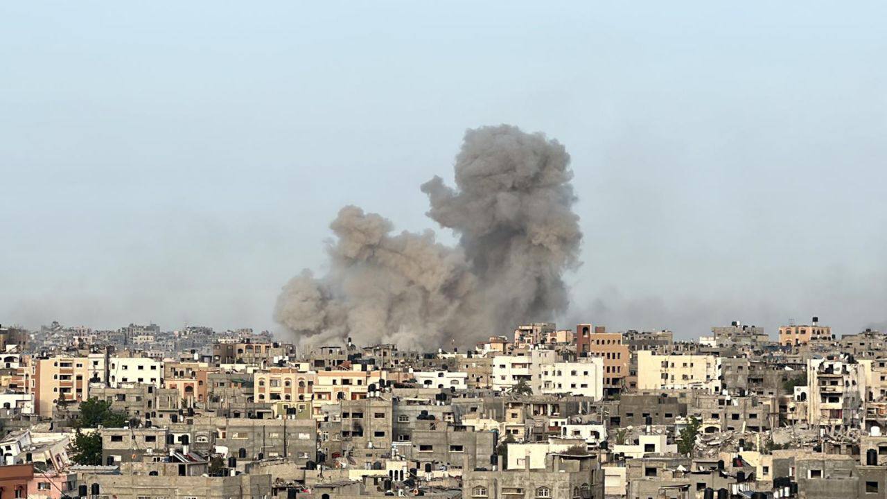 5 شهداء بينهم صحفي بقصف صهيوني شمال قطاع غزة