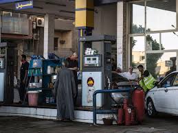 صندوق النقد يصدم المصريين ويؤكد رفع الدعم عن الوقود والكهرباء