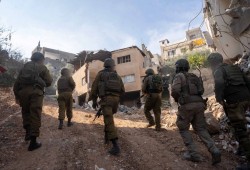 الاحتلال يشن حملة دهم واعتقالات واسعة بالضفة