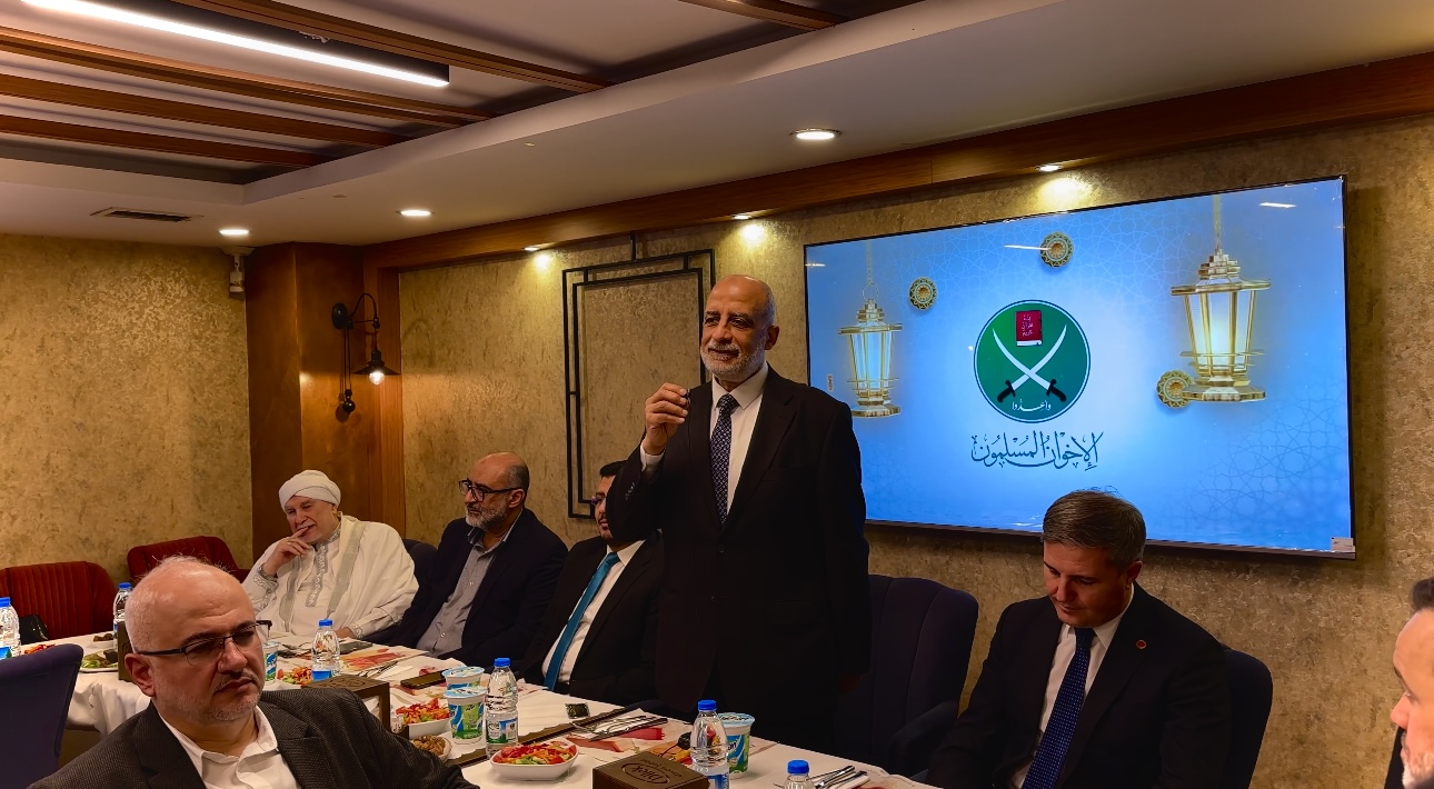 ممثلو وسائل الإعلام في ضيافة المتحدثين الإعلاميين لجماعة "الإخوان المسلمون"