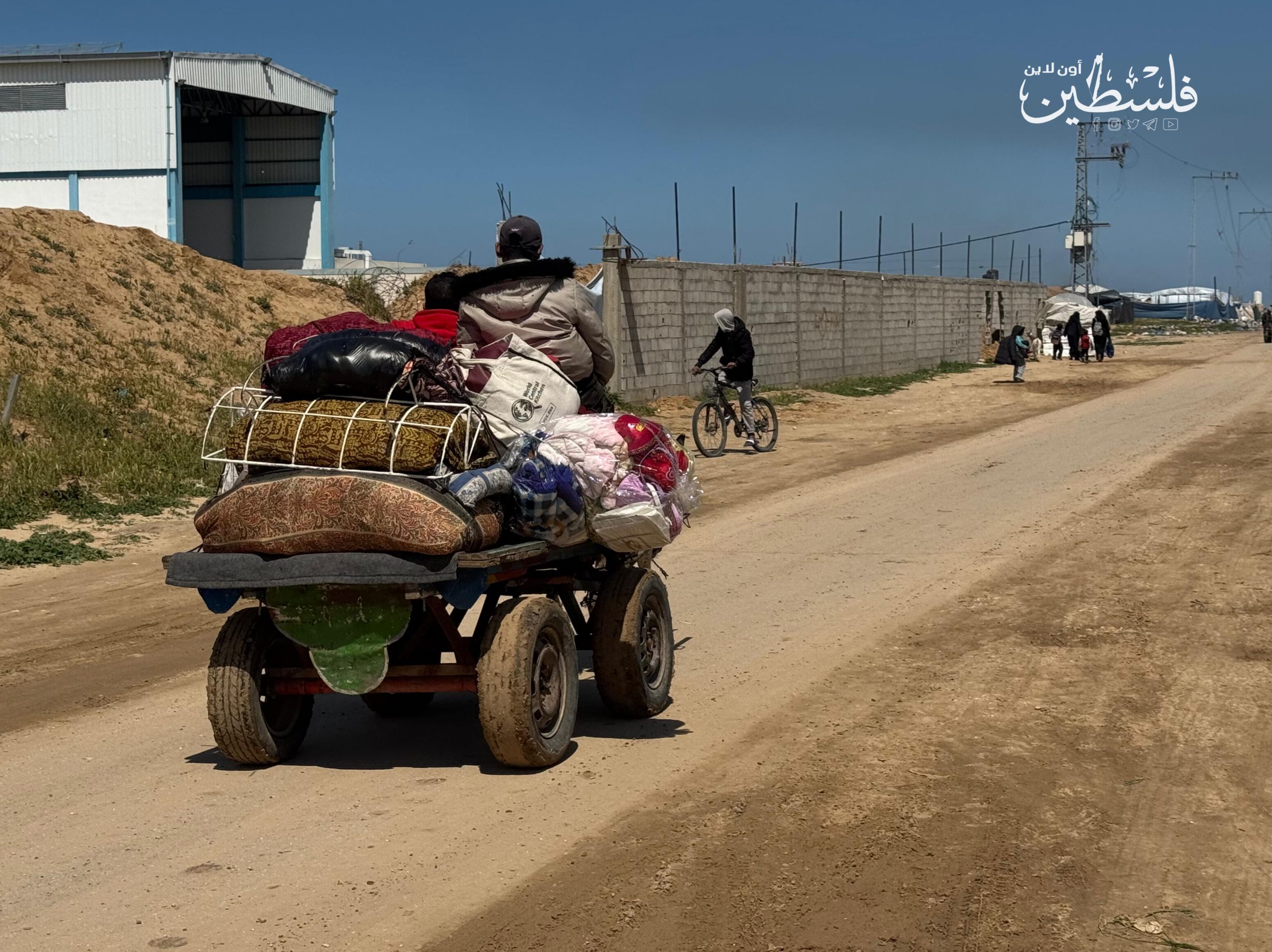 نزوح كبير غربي رفح وتحذير من وضع إنساني خطير