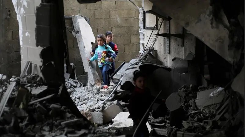 اليوم الـ11 لتجدد العدوان على غزة.. غارات عنيفة وتصاعد أعداد الشهداء