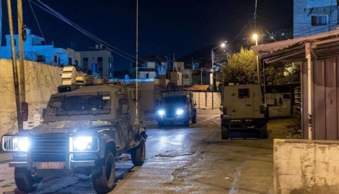 قوات الاحتلال تشن حملة دهم واعتقالات يوم العيد في الضفة