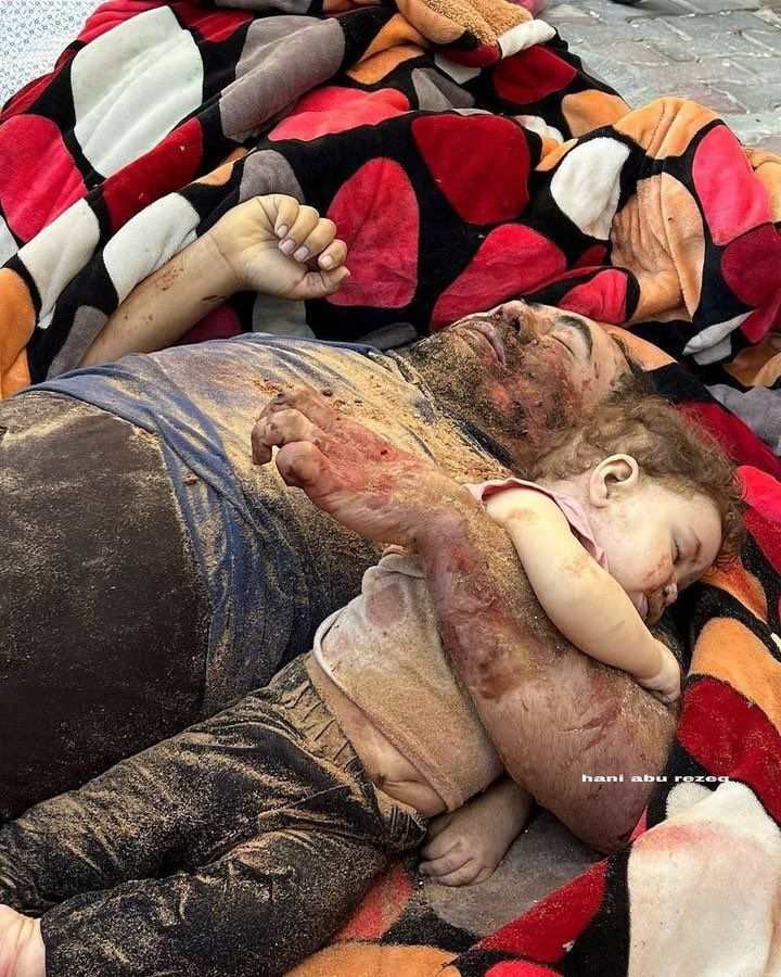 عشرات الشهداء باستهداف الاحتلال لمدرسة دار الأرقم شرق حي التفاح