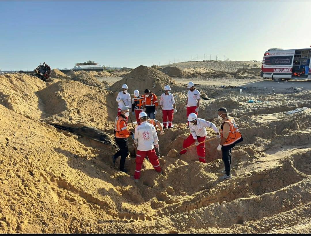 مجزرة المسعفين.. فيديو يوثق الجريمة ويفضح كذب الاحتلال