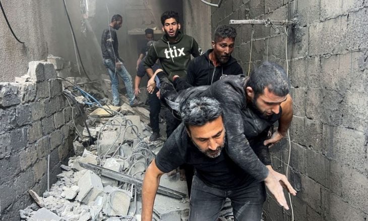 22 شهيدا في سلسلة غارات صهيونية على غزة