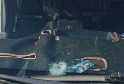 مستوطنون صهاينة يهاجمون بيوت ومركبات فلسطينيين في أريحا