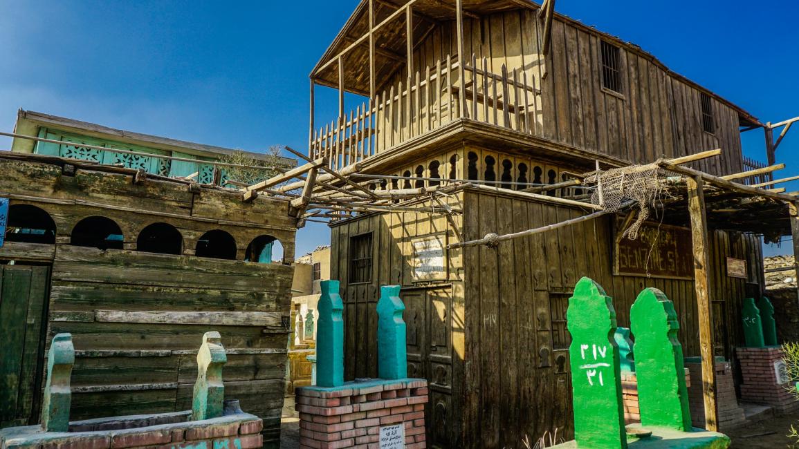 سلطات الانقلاب تواصل هدم مقابر القاهرة التاريخية