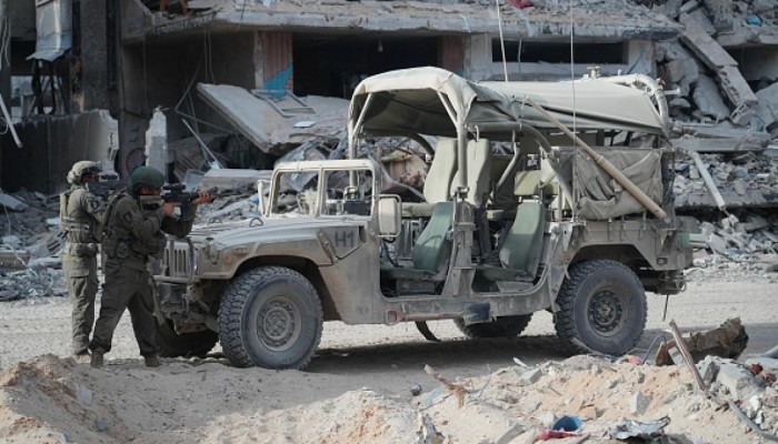 مقتل جندي صهيوني وإصابة اثنين آخرين في معارك غزة