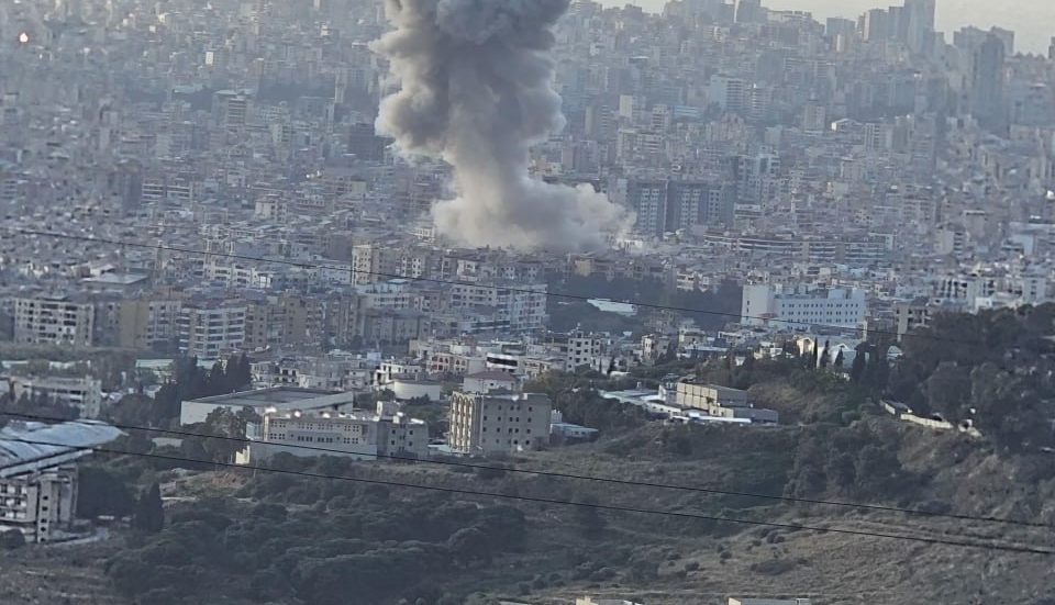 الاحتلال يقصف الضاحية الجنوبية لبيروت