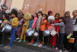 أطفال غزة يعانون سوء التغذية الحاد بسبب حرب التجويع