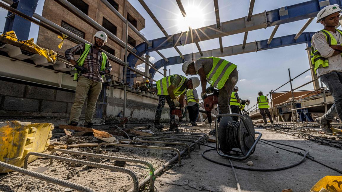 نظام الانقلاب يبيع شركات الكهرباء والنقل في المزاد لتوفير السيولة