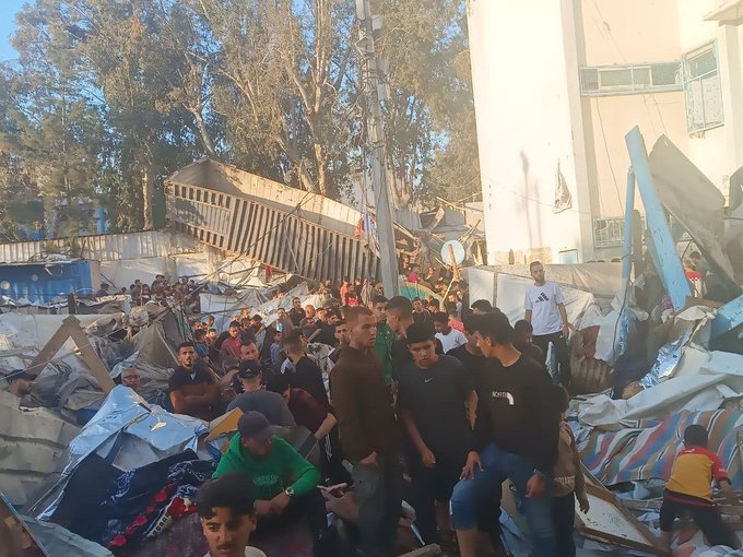 20 شهيدا وعشرات الجرحى بمجزرة مروعة وسط غزة