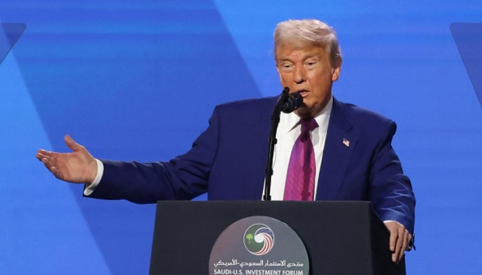 ترامب يعلن رفع العقوبات عن سورية  ويلتقي الشرع