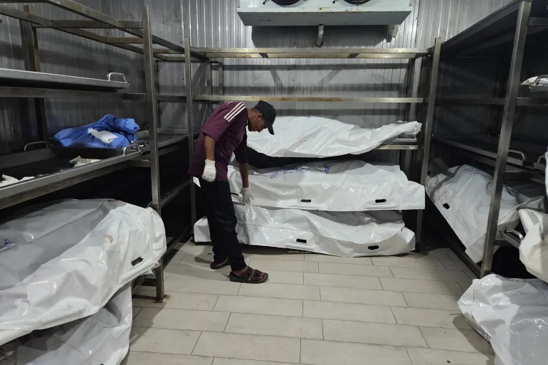 215 شهيدًا وجريحًا في غزة مع تواصل جرائم الإبادة الصهيونية