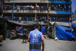 أونروا: الاحتلال قتل 300 من موظفينا في غزة