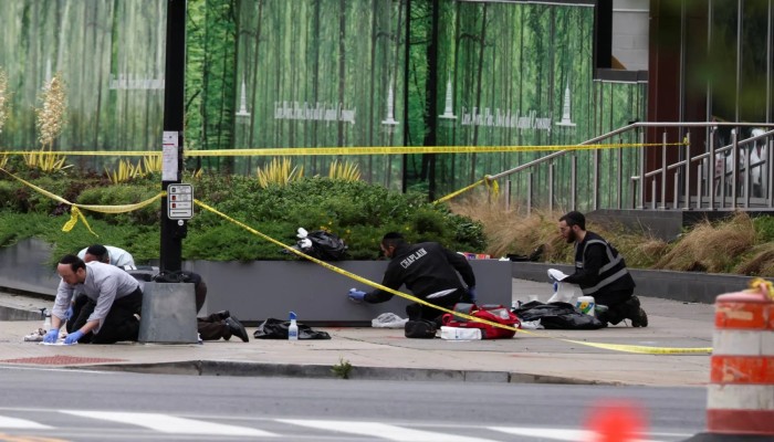 عملية المتحف اليهودي.. خسائر سياسية وشعبية كبيرة للصهاينة