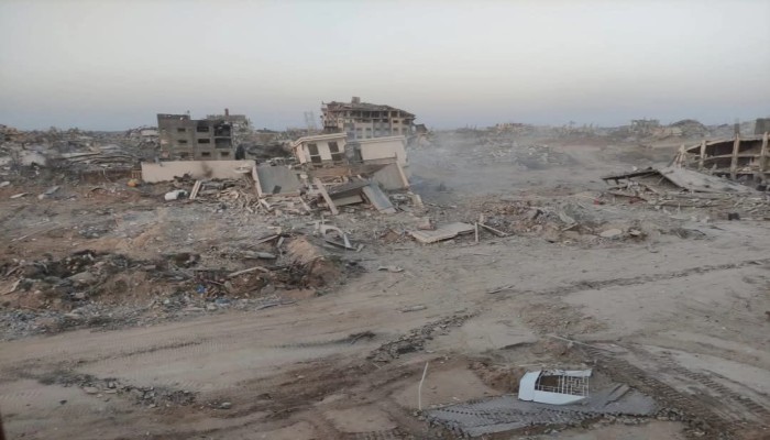 جيش الاحتلال ينسف المستشفى الوحيد لغسيل الكلى شمال غزة