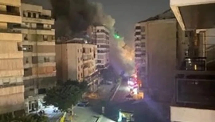 طيران العدو الصهيوني يقصف الضاحية الجنوبية لبيروت