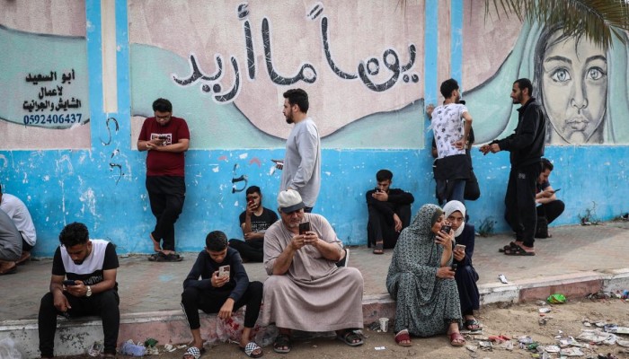 انقطاع كامل للاتصالات والإنترنت عن قطاع غزة